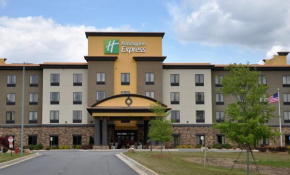 Отель Holiday Inn Express Hotel & Suites Perry-National Fairground Area, an IHG Hotel  Перри